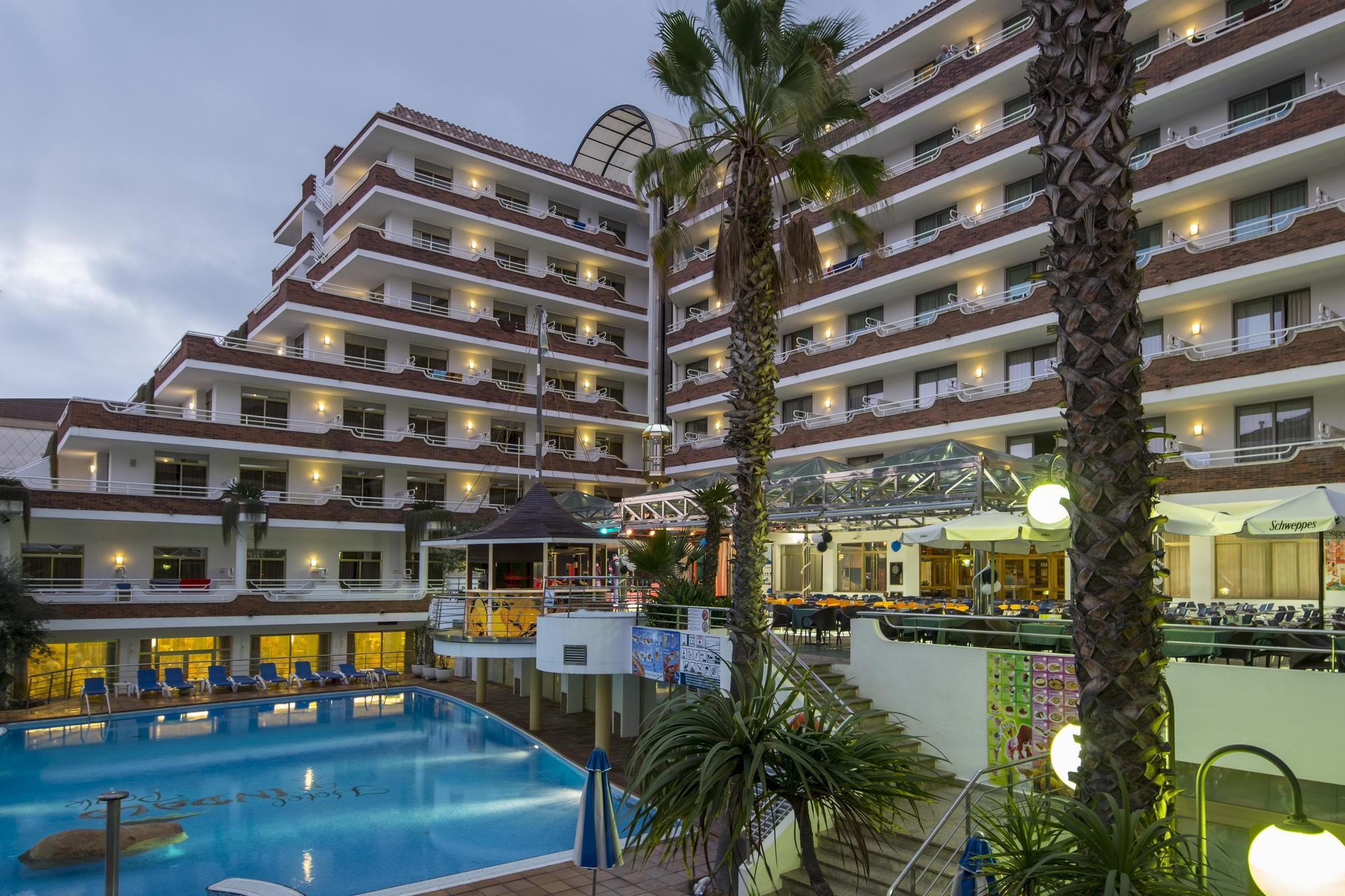 Hotel Indalo Park Santa Susanna Buitenkant foto