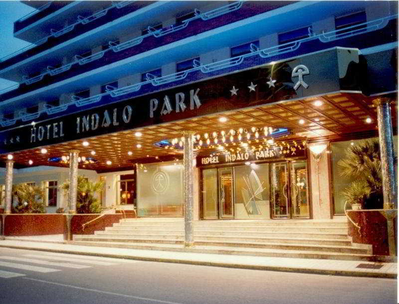 Hotel Indalo Park Santa Susanna Buitenkant foto