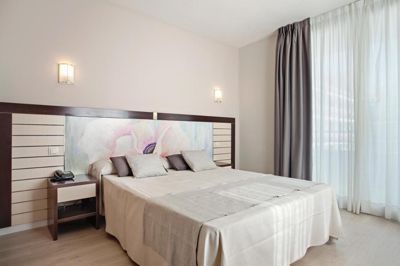 Hotel Indalo Park Santa Susanna Buitenkant foto