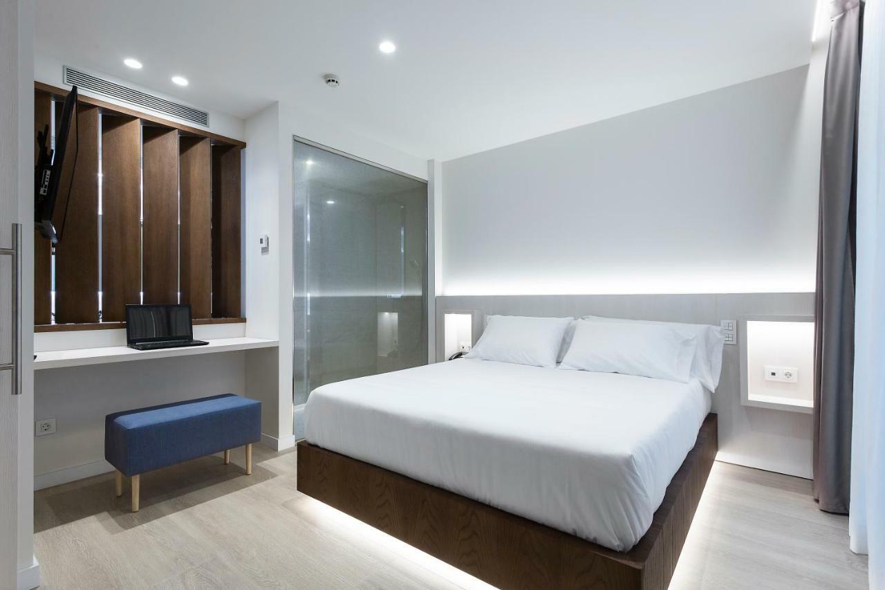 Hotel Indalo Park Santa Susanna Buitenkant foto