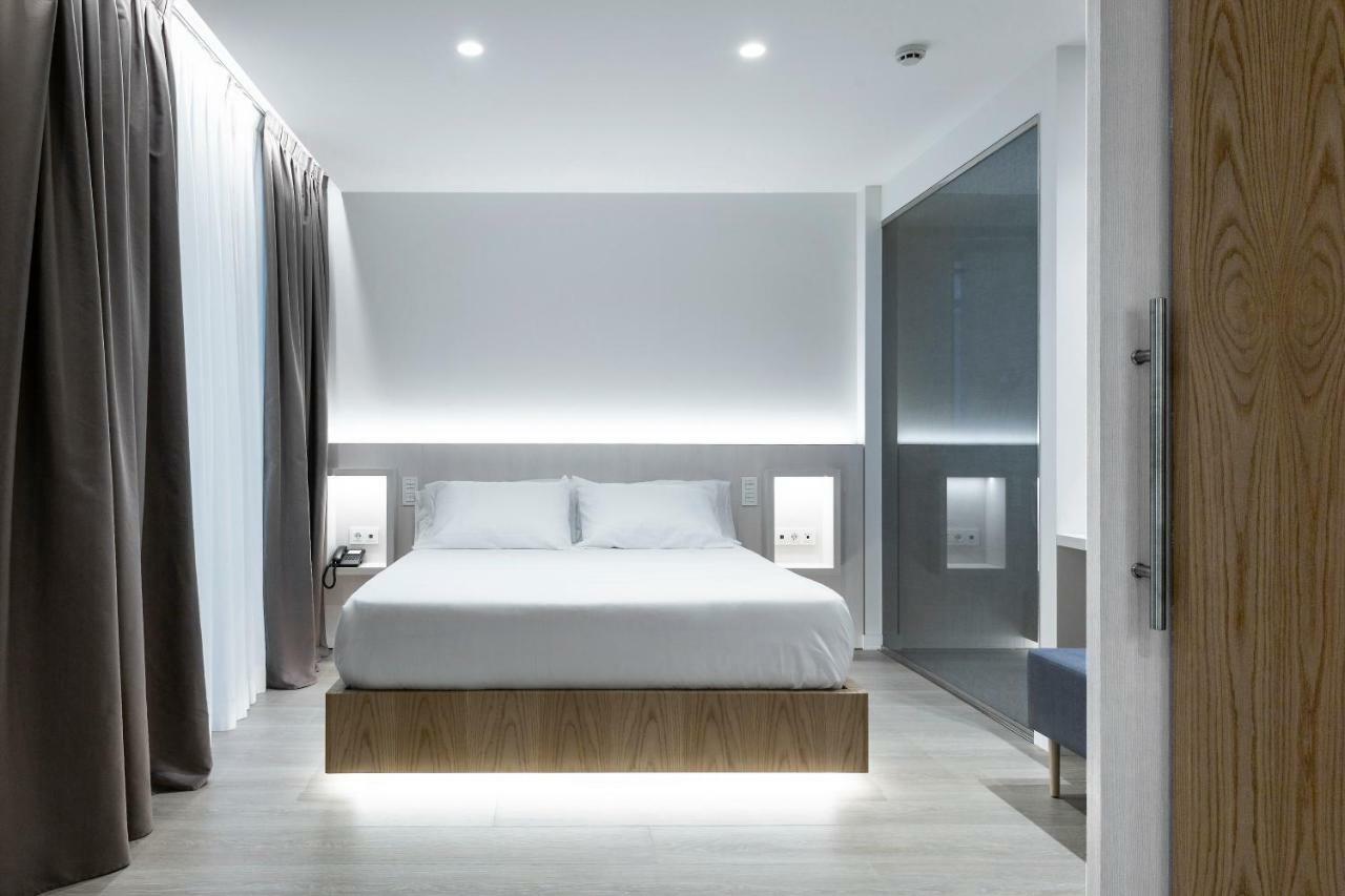 Hotel Indalo Park Santa Susanna Buitenkant foto